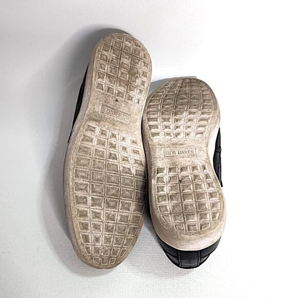 Steve Madden black Grissom slip-on shoes - Picture 8 of 11